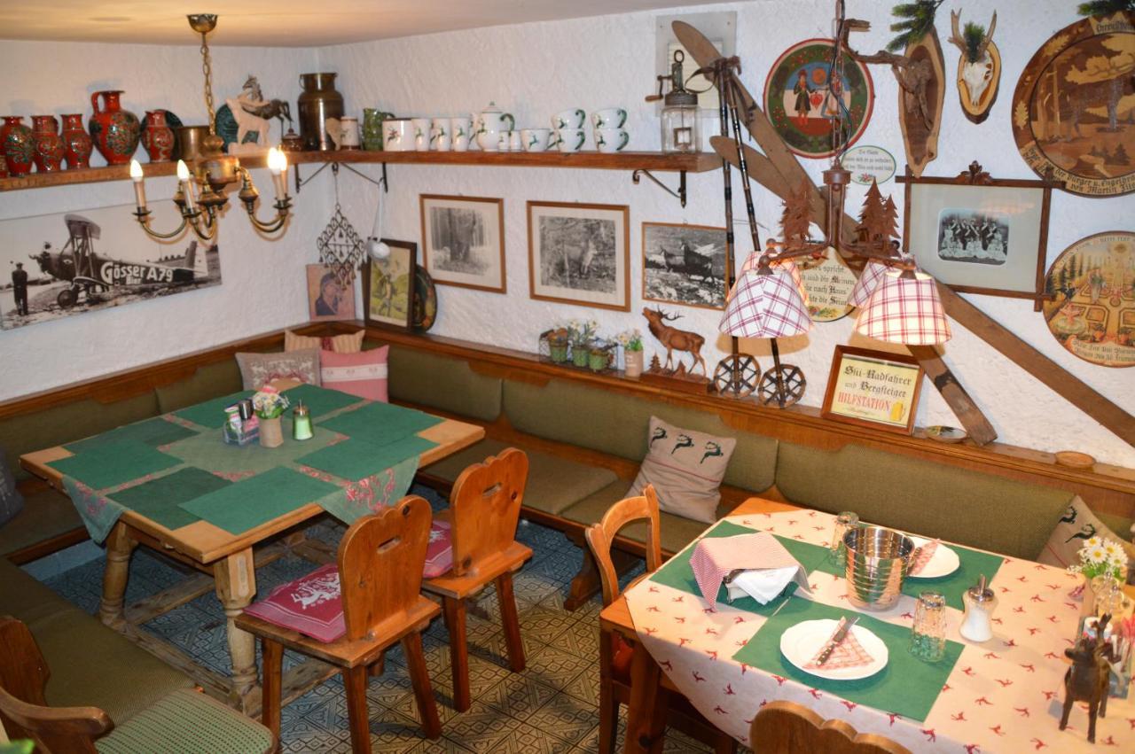 Platzhirsch Zur Alten Wagnerei Gaestehaus Sankt Wolfgang im Salzkammergut Exterior photo